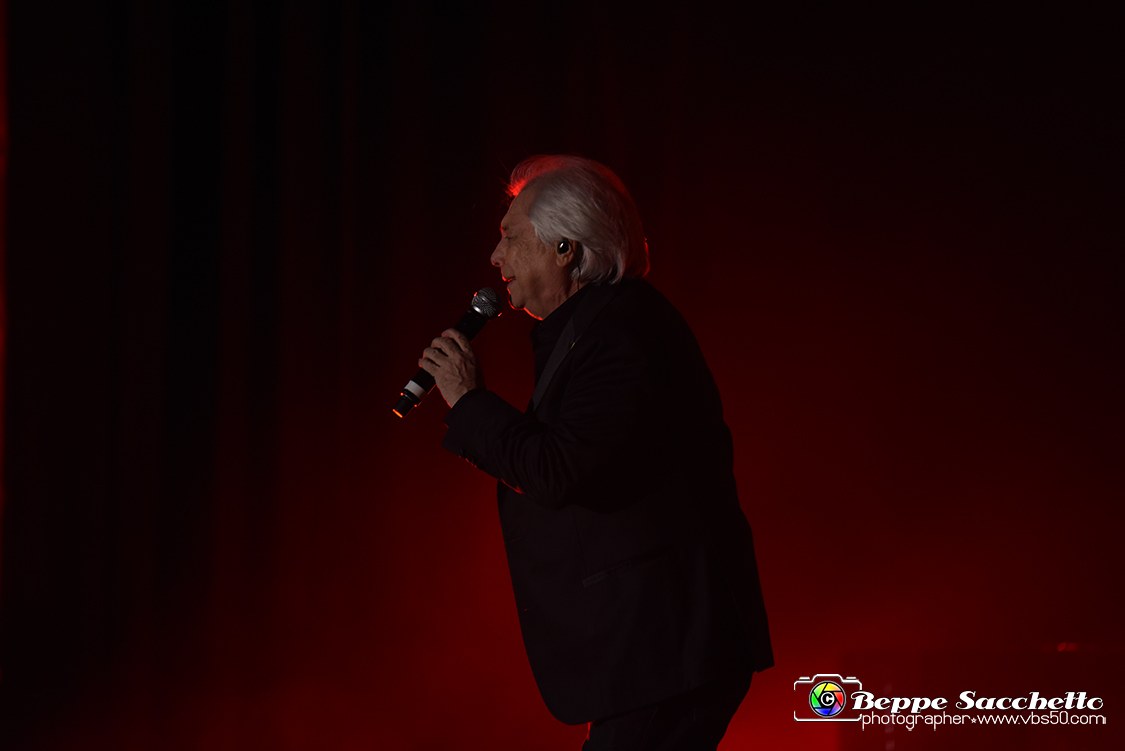 VBS_6704 - Concerto Nino D'Angelo - Il poeta che non sa parlare.jpg